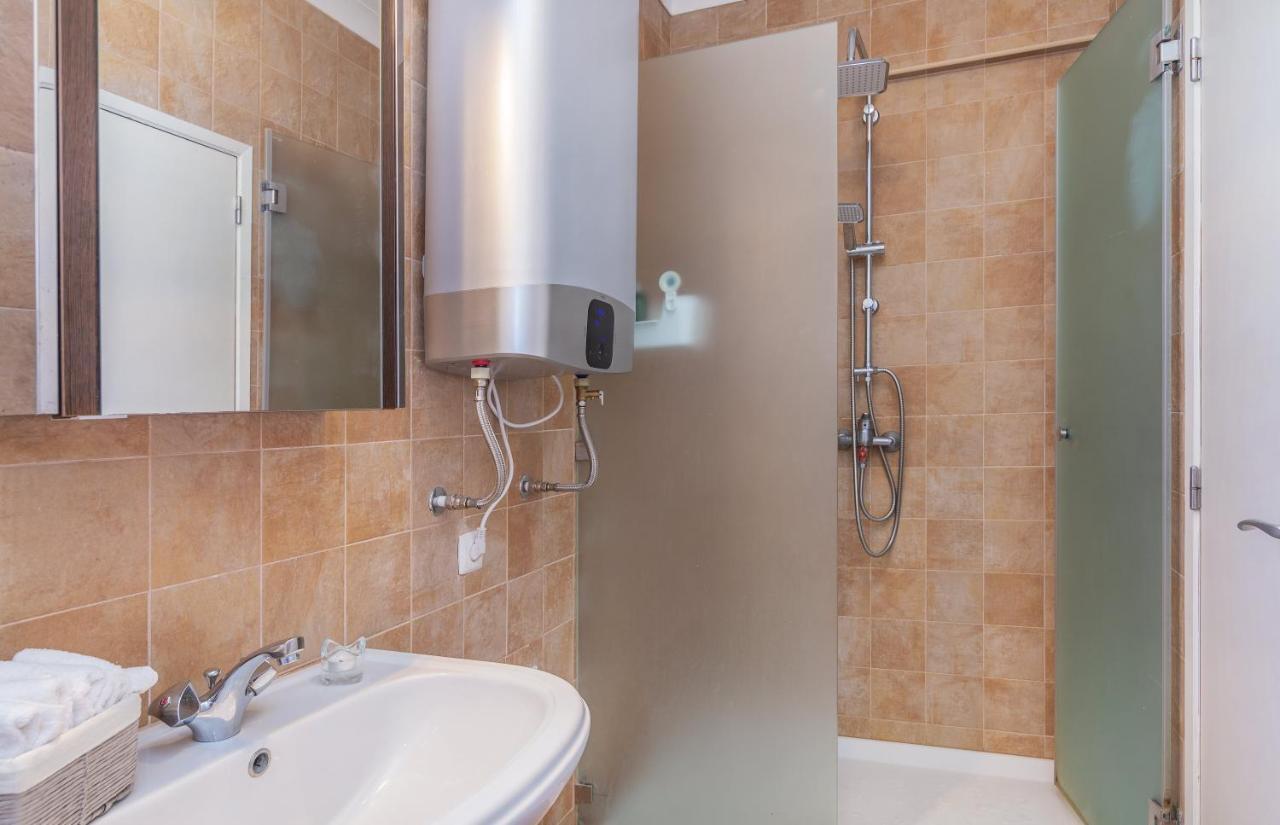 H&H Seaview Apartment Praia Da Luz Exterior photo